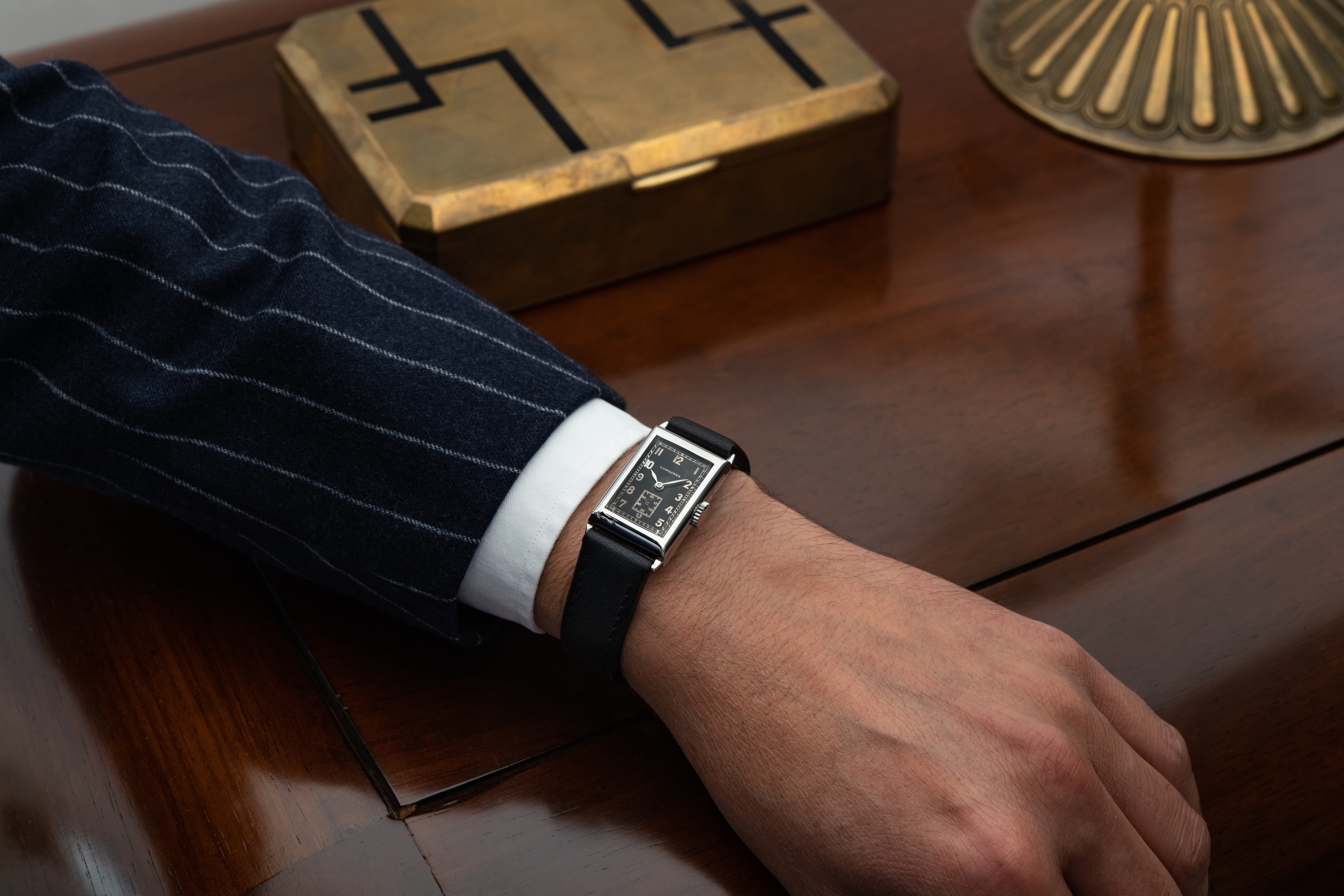 ロンジン レクタンギュラー アールデコ腕時計 (1937年