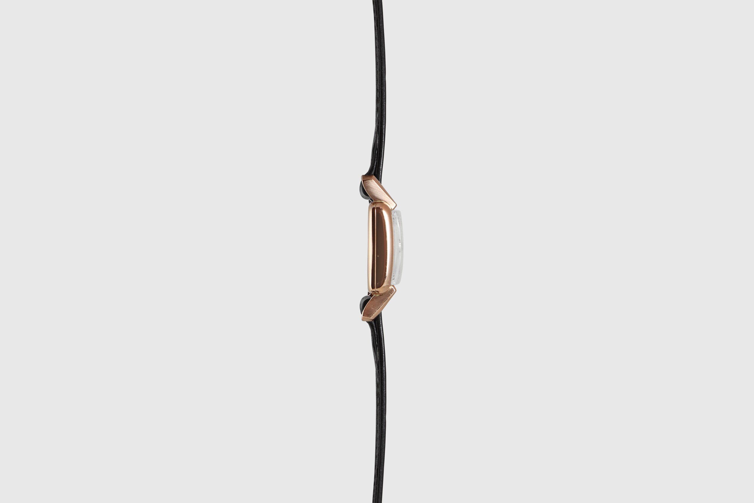 Vintagewatch 5942-7930032 bottom gallery 55