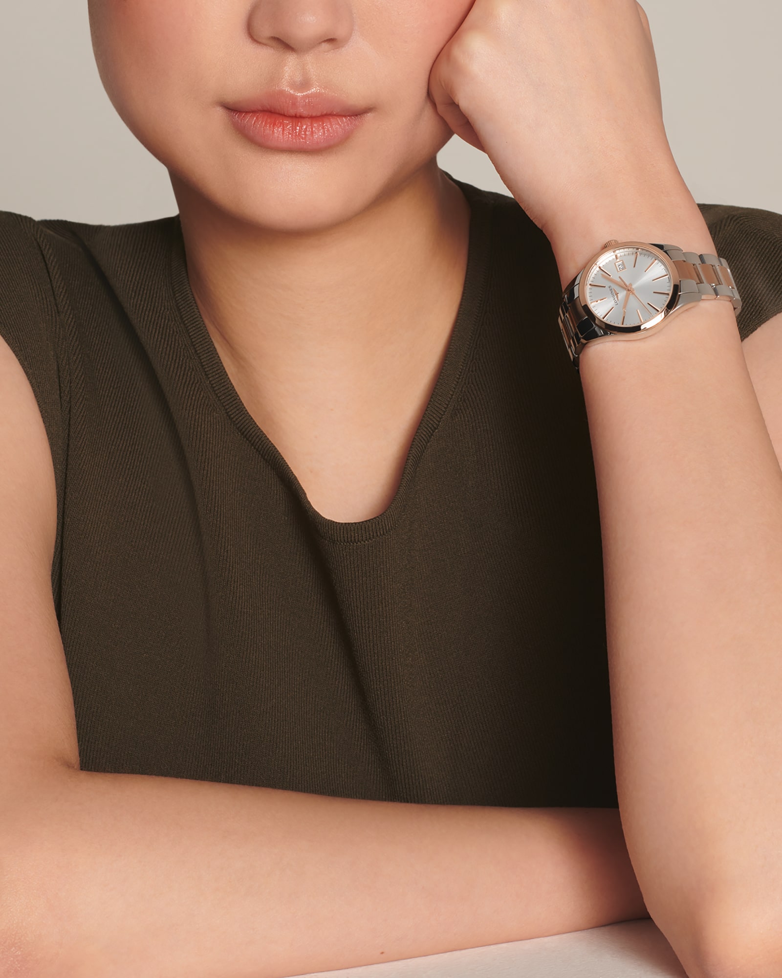 CONQUEST CLASSIC Quartz, Stainless Steel And Red Pvd Coating