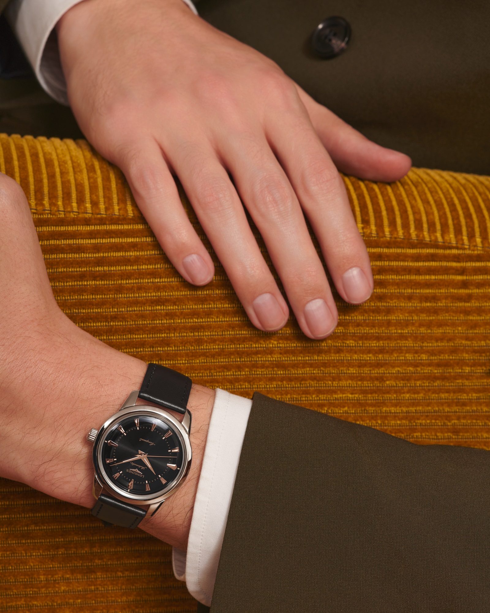 コンクエスト ヘリテージ 自動巻、ステンレススティール、ブラック