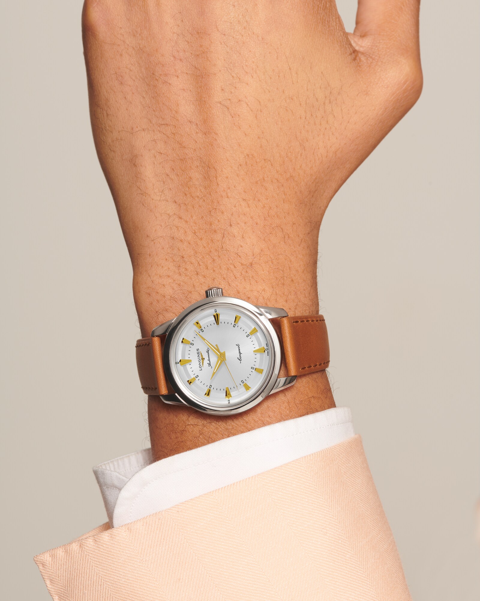 コンクエスト ヘリテージ 自動巻、ステンレススティール、シルバー