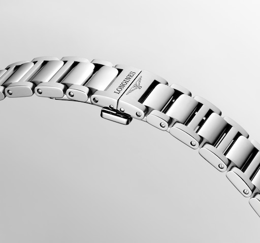 Longines Conquest L34604876 - Vue 4