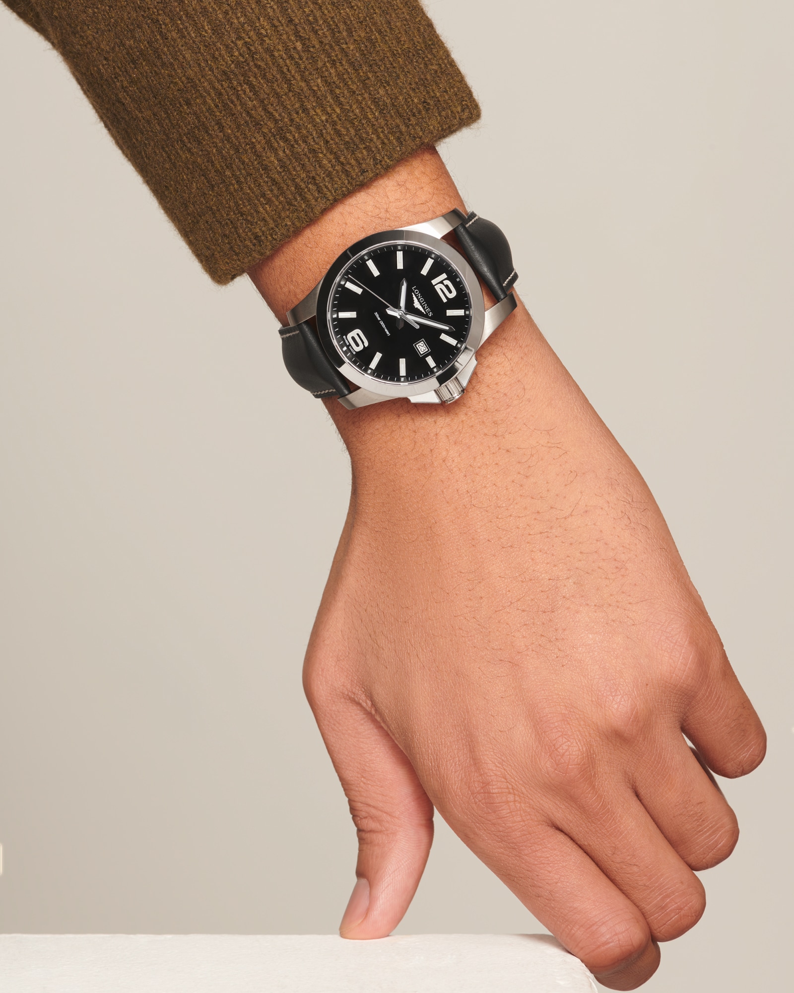 CONQUEST | Ø 43.00 mm, Sunray Black | L3.760.4.56.3 | LONGINES