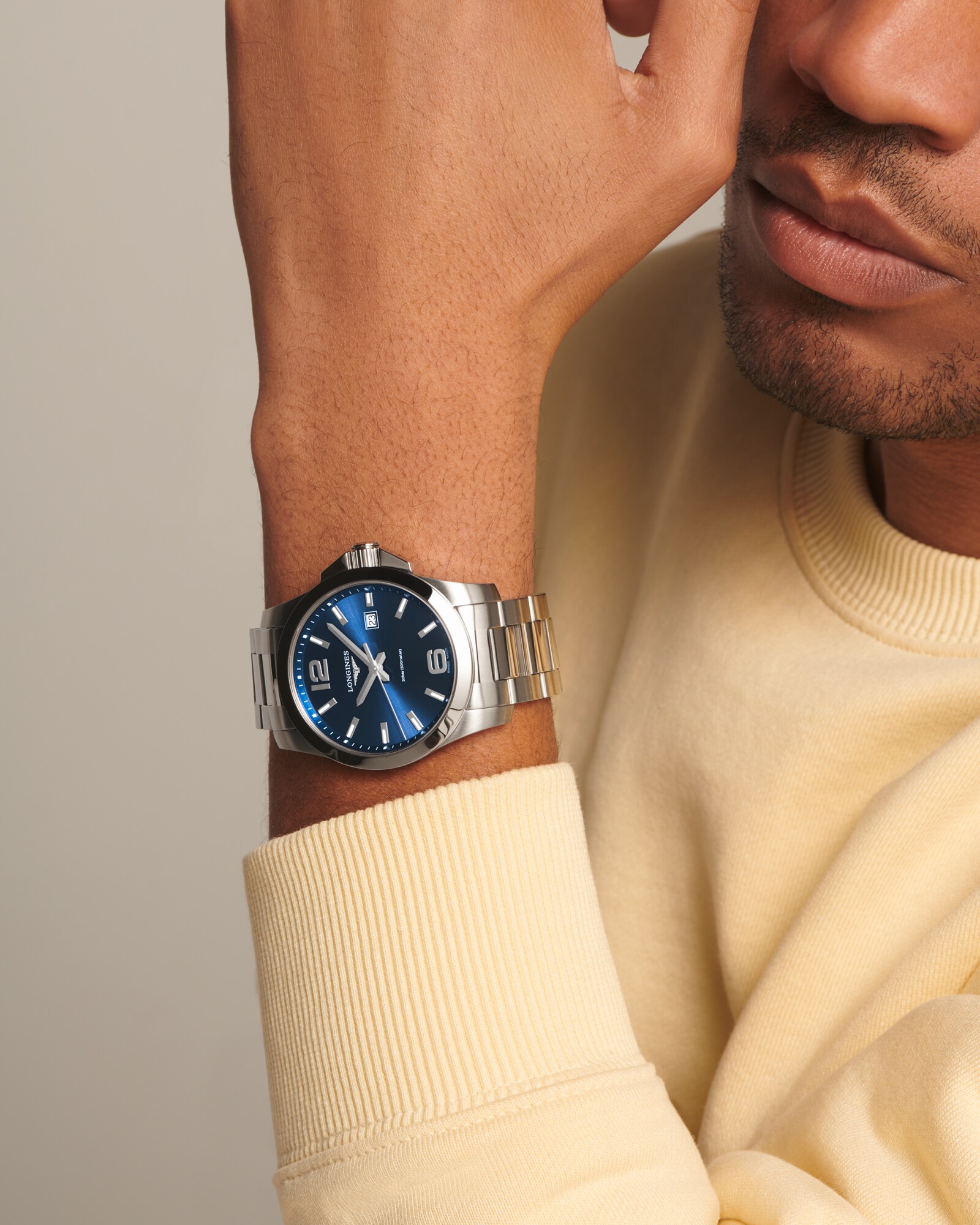 CONQUEST Quartz, Stainless Steel, Sunray Blue Dial, Bracelet Watch