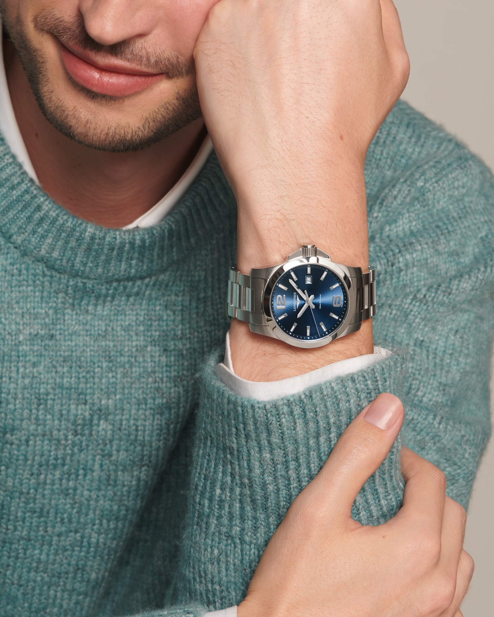 CONQUEST Quartz, Stainless Steel, Sunray Blue Dial, Bracelet Watch