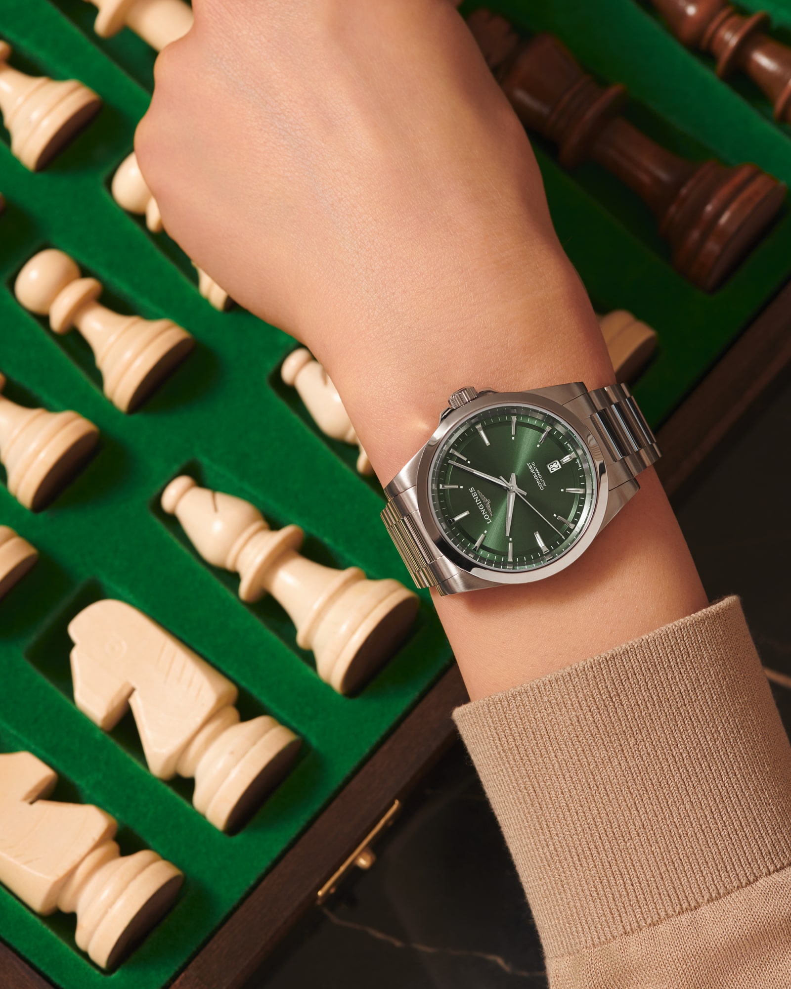 CONQUEST | Ø 41.00 mm, Sunray Green | L3.830.4.02.6 | LONGINES US CONQUEST | Ø 41.00 mm, Sunray Green | L3.830.4.02.6 | LONGINES US