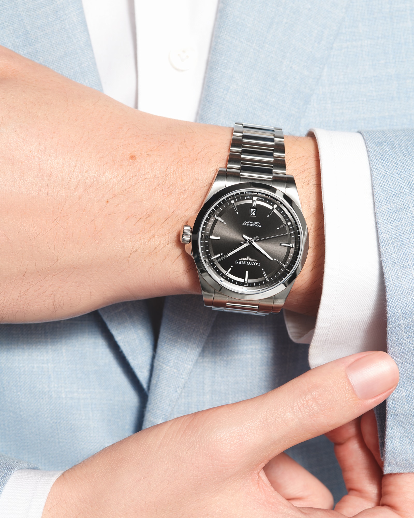 コンクエスト 自動巻、ステンレススティール、ブラック「サンレイ