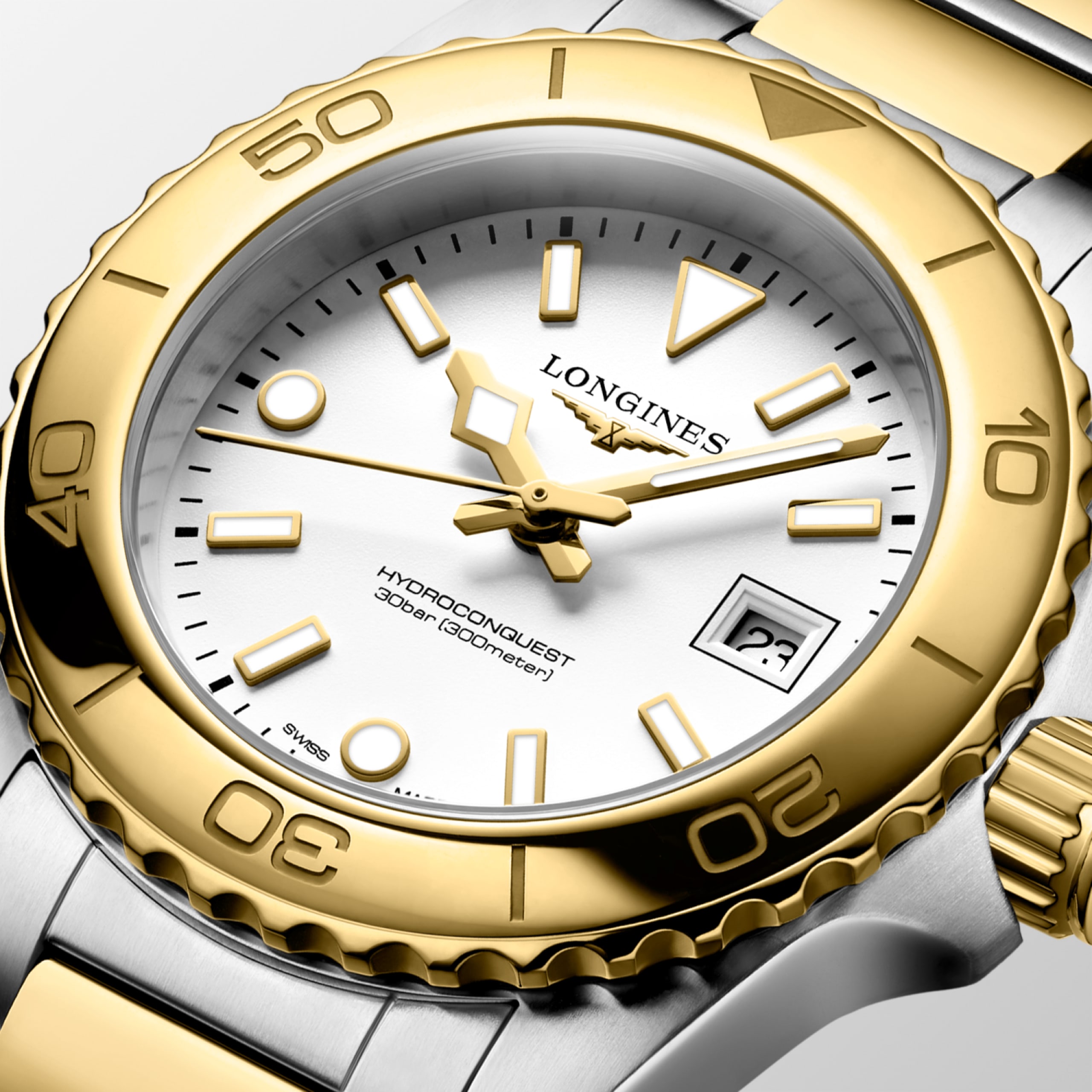 HYDROCONQUEST L3.369.3.12.7 Quartz, Stainless steel and yellow PVD coating, White matt, Bracelet Watch - Face close up