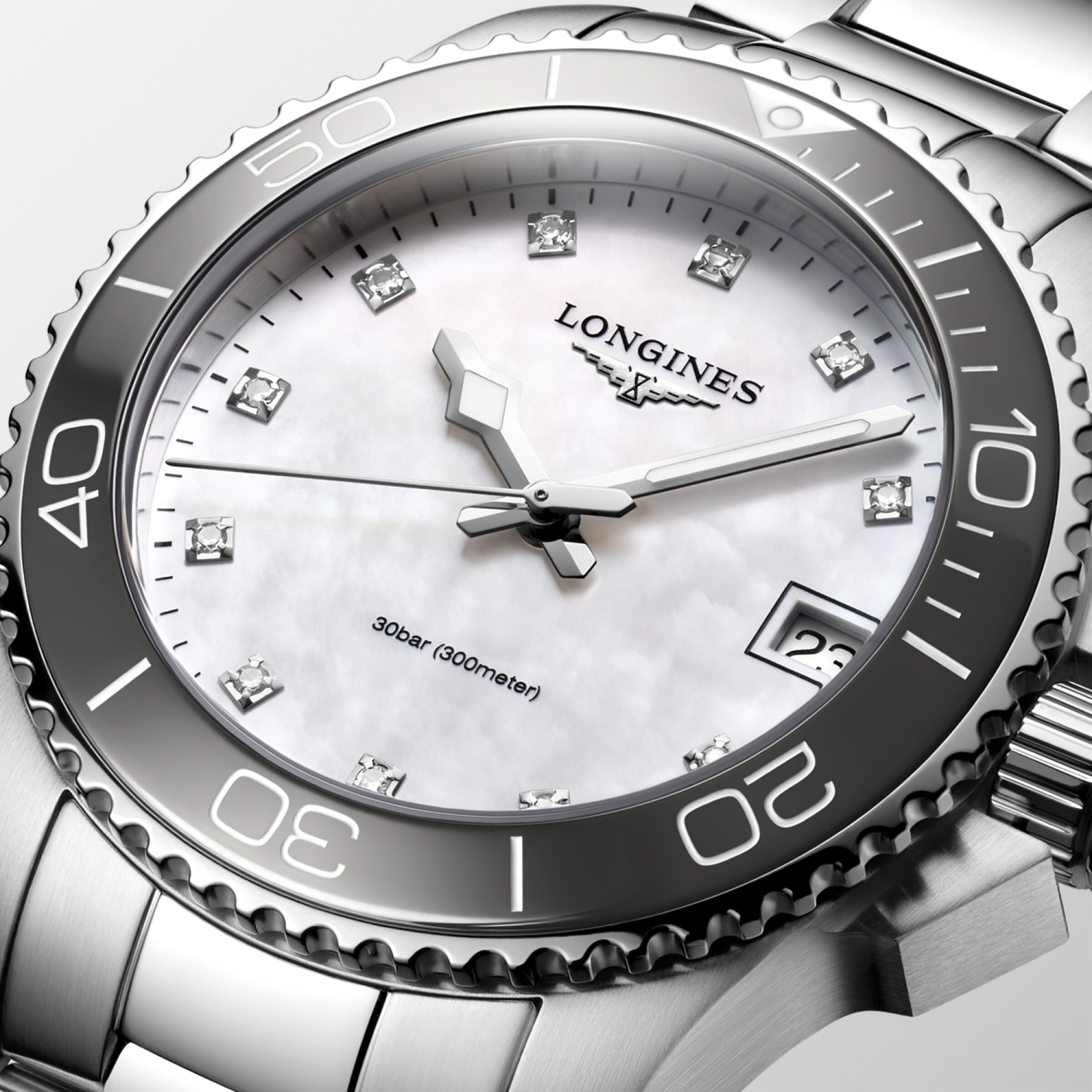 Longines HYDROCONQUEST Quartz Stainless steel and ceramic bezel Watch - L3.370.3.87.6