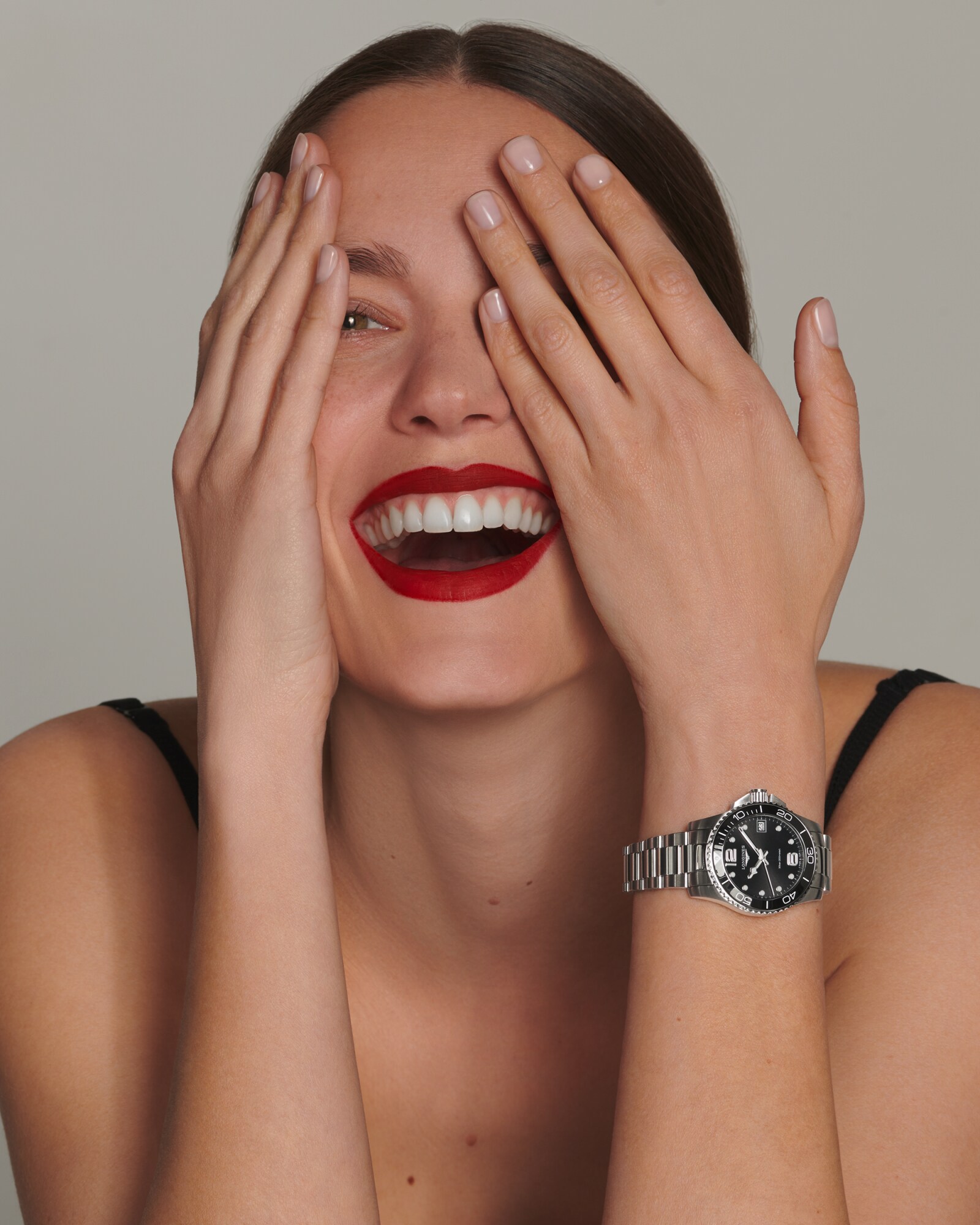 ハイドロコンクエスト クォーツ、ステンレススティールとセラミック