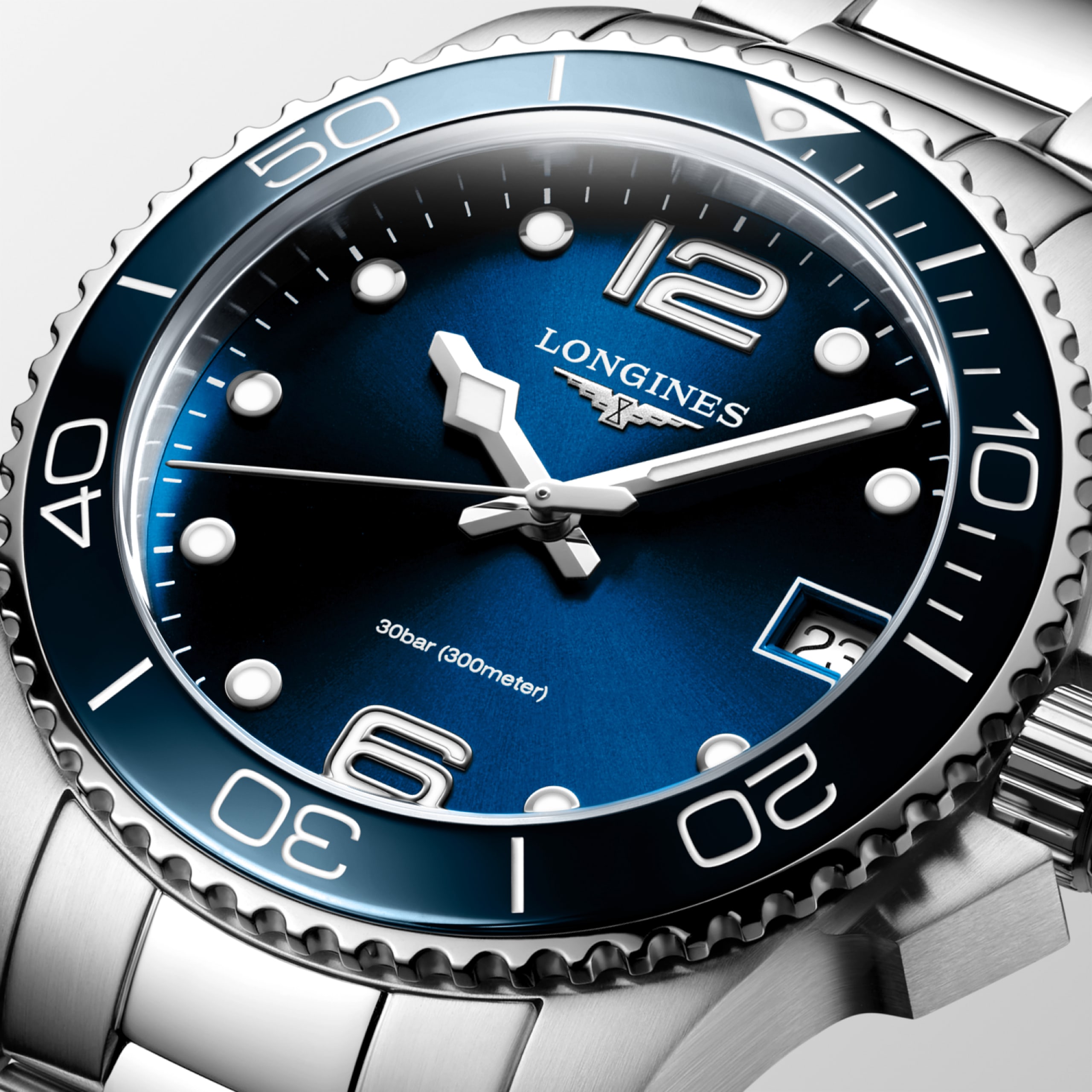 Longines HYDROCONQUEST quartz stainless steel and ceramic bezel Watch - L3.370.4.96.6