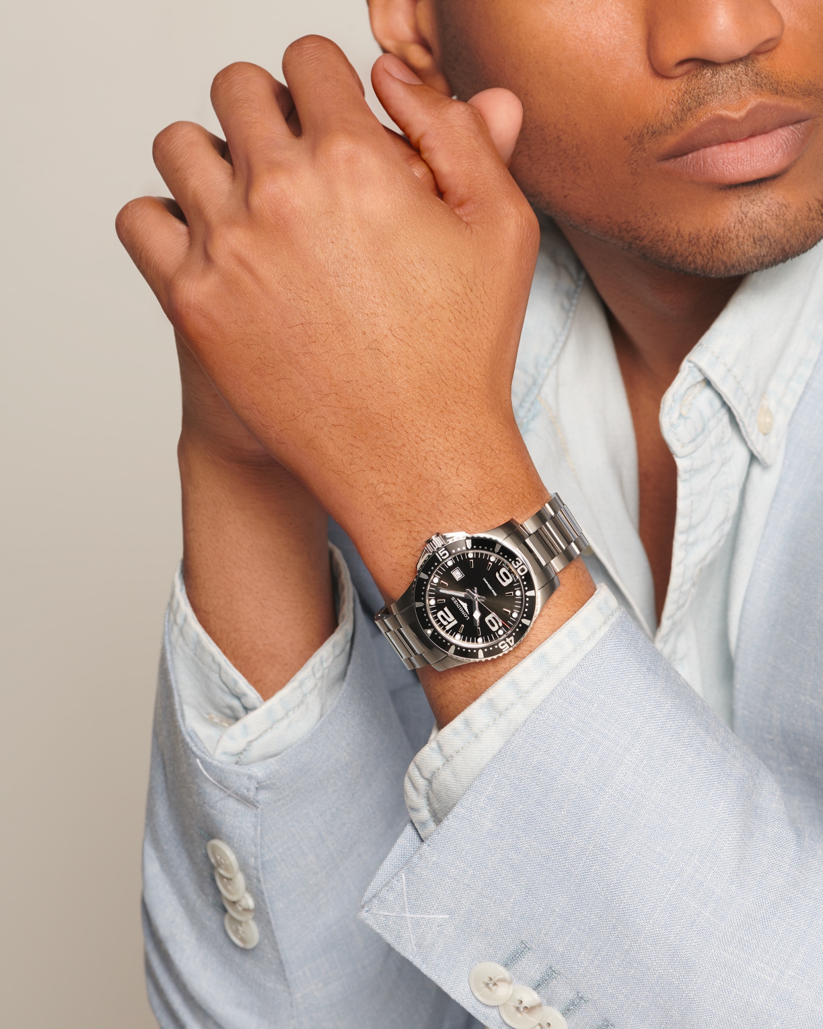 HYDROCONQUEST Quartz, Stainless Steel, Sunray Black Dial, Bracelet