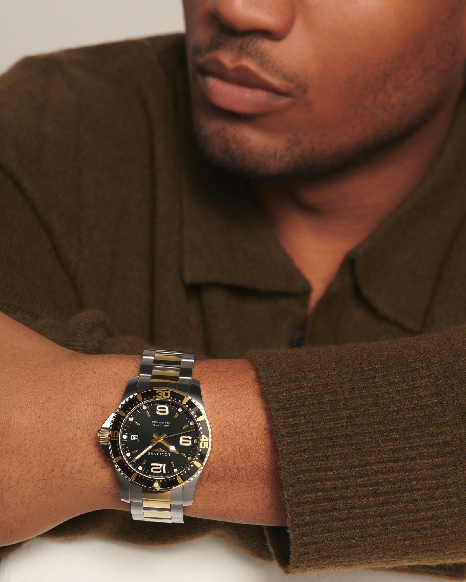 ハイドロコンクエスト 自動巻、ステンレススティール＆イエロー Pvd