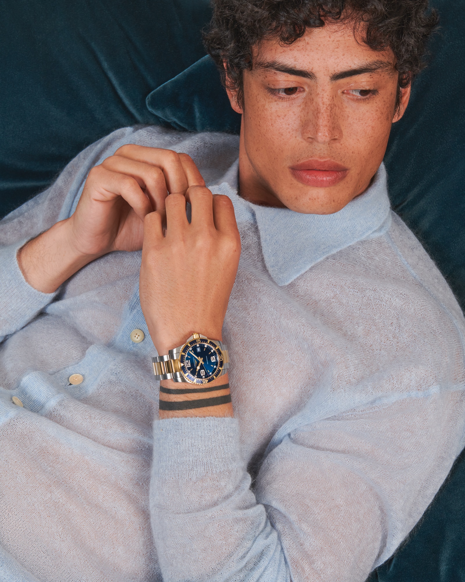 HYDROCONQUEST Automatic, Stainless Steel And Yellow Pvd Coating