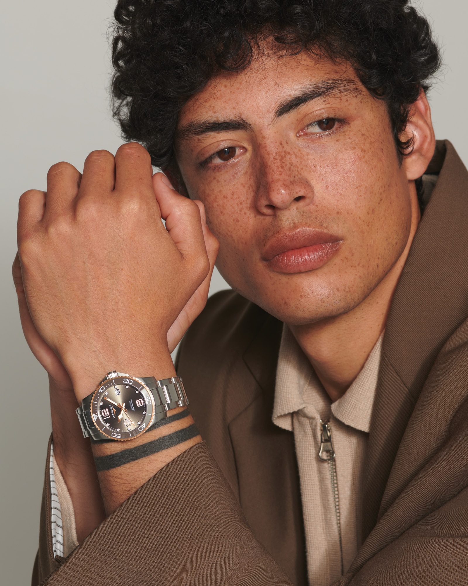 ハイドロコンクエスト 自動巻、ステンレススティールとセラミック