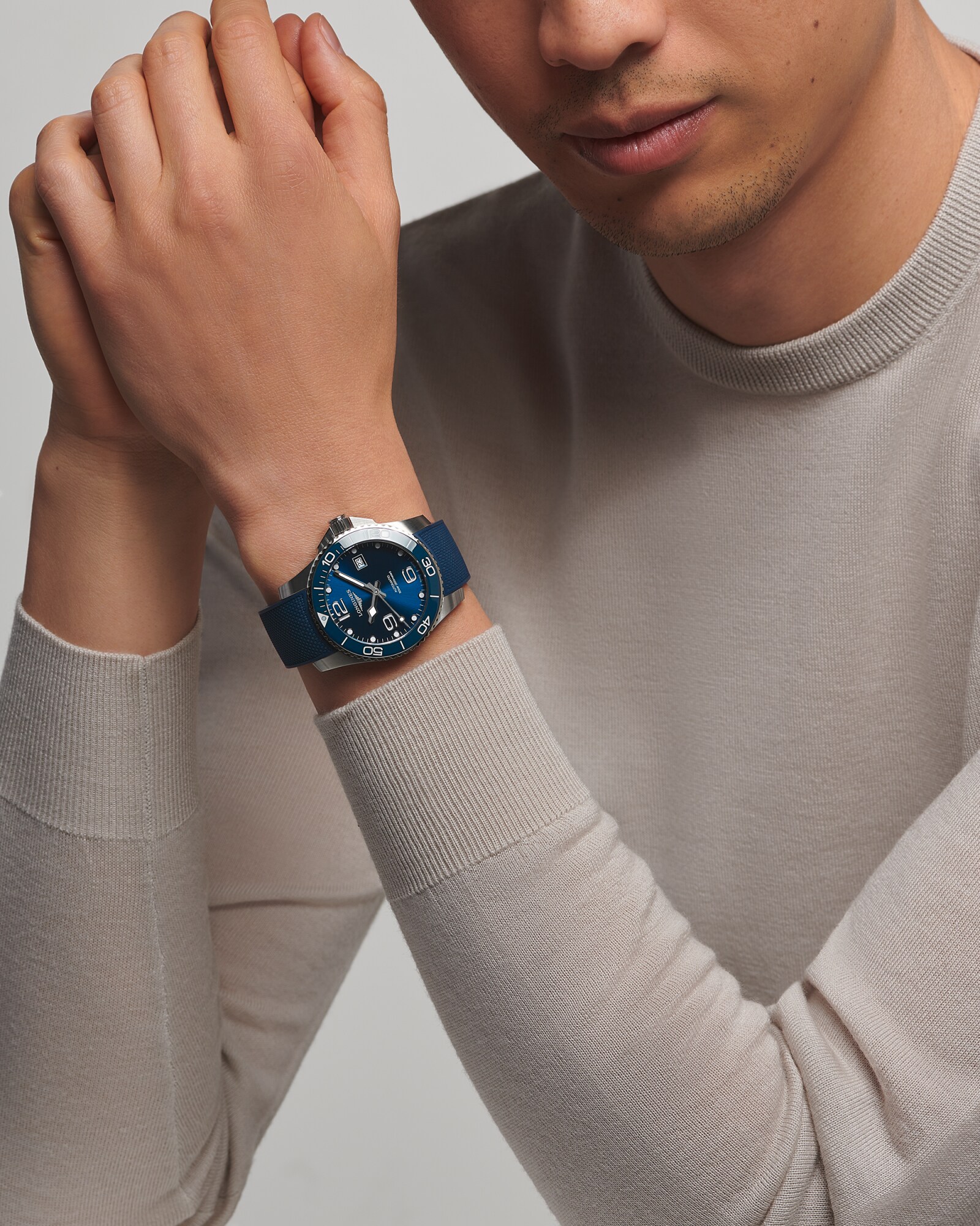 ハイドロコンクエスト 自動巻、ステンレススティールとセラミック