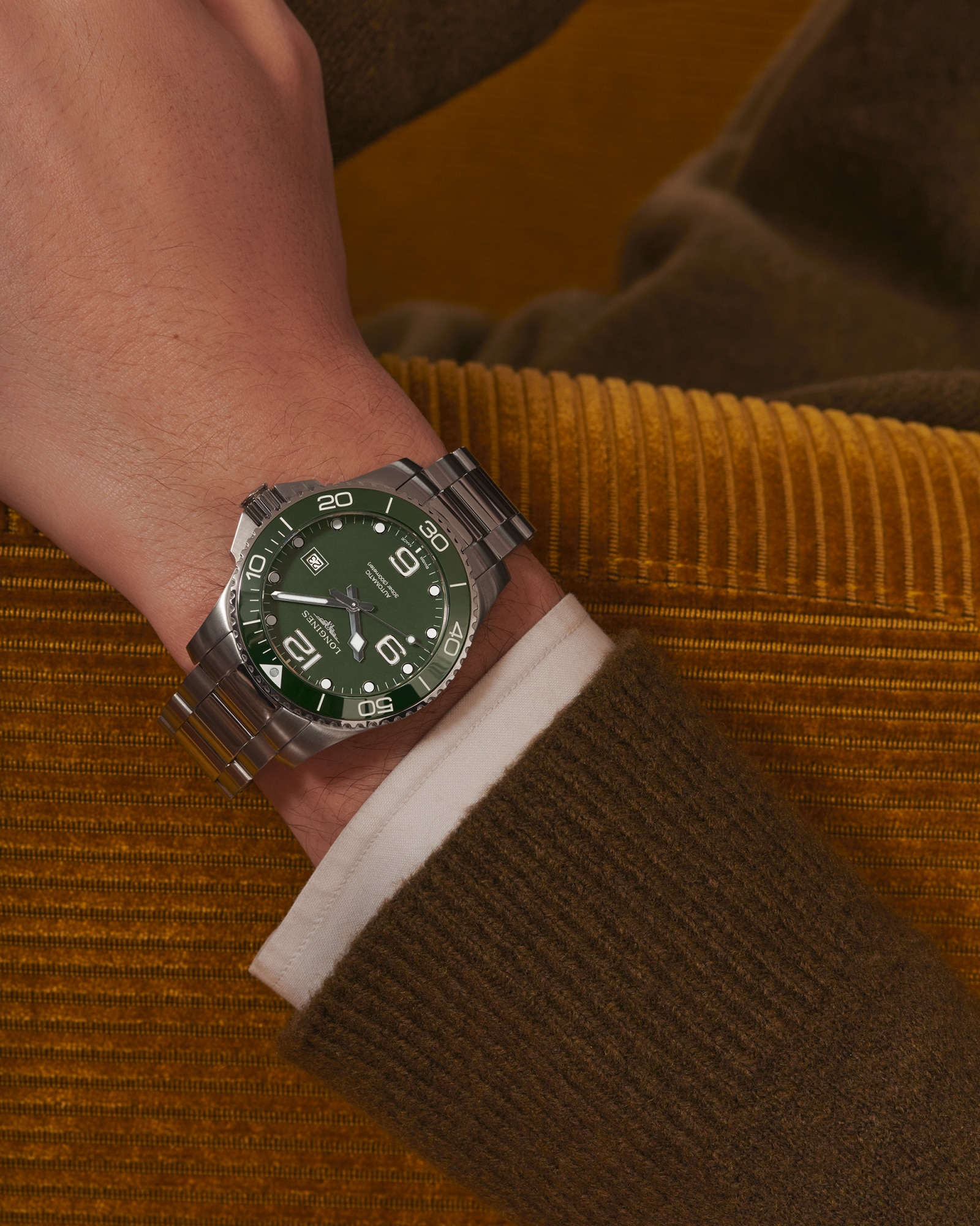 HYDROCONQUEST | Ø 43.00 mm, Green Matt | L3.782.4.06.6 | LONGINES US