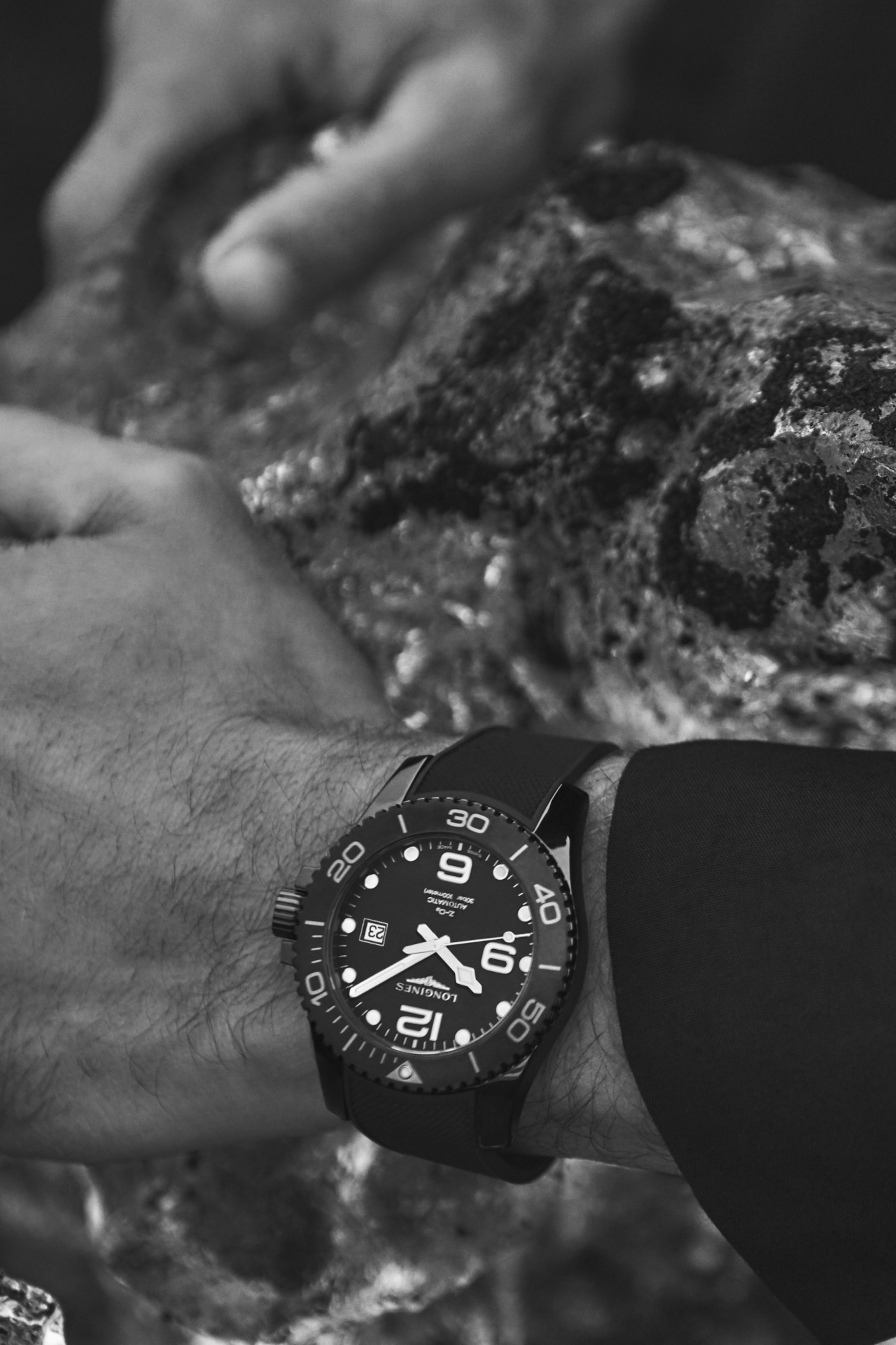 Longines 康卡斯潛水系列 自動上鏈機械機芯 黑色陶瓷 Watch - L3.784.4.56.9