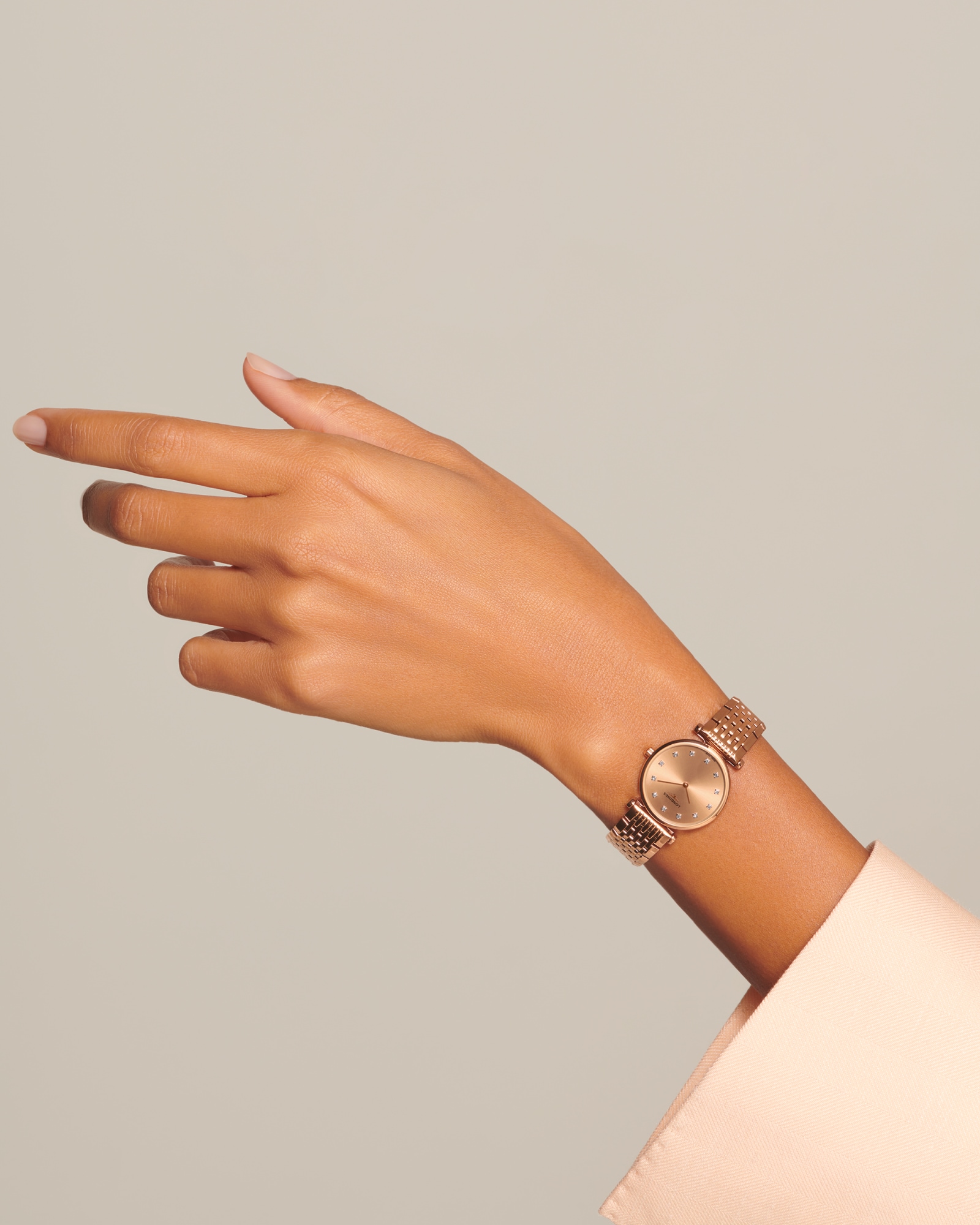 LA GRANDE CLASSIQUE DE LONGINES Quartz, Red Pvd Coating, Red Dial