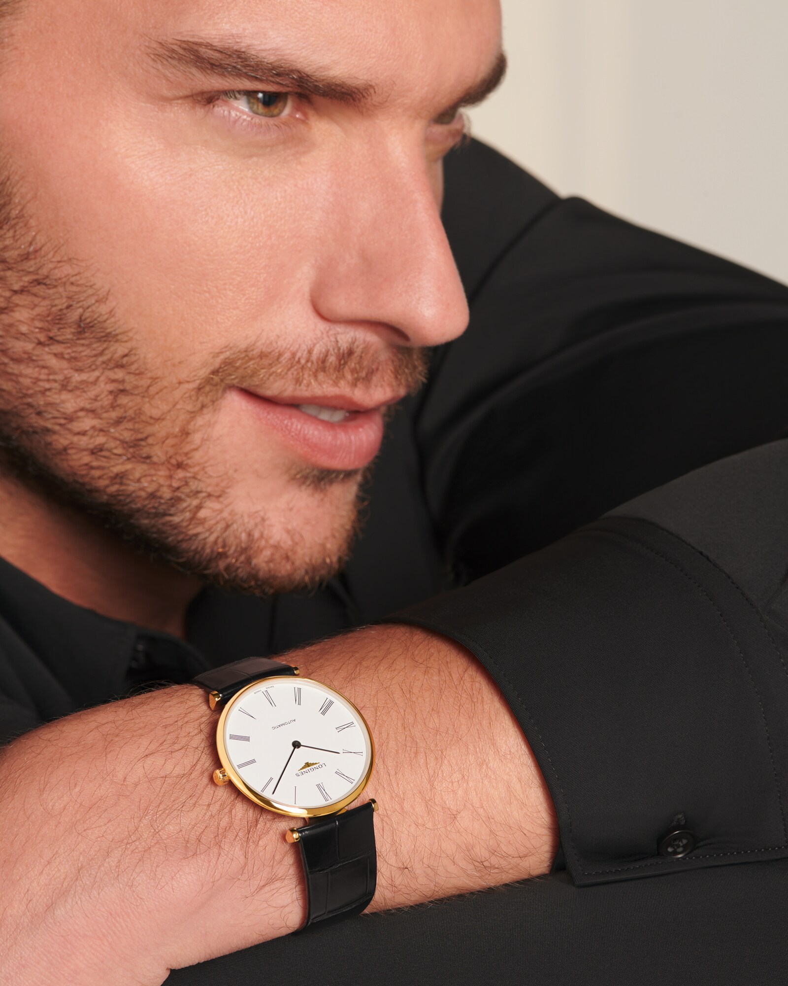 ラ グラン クラシック ドゥ ロンジン 自動巻、イエロー Pvd、ホワイト