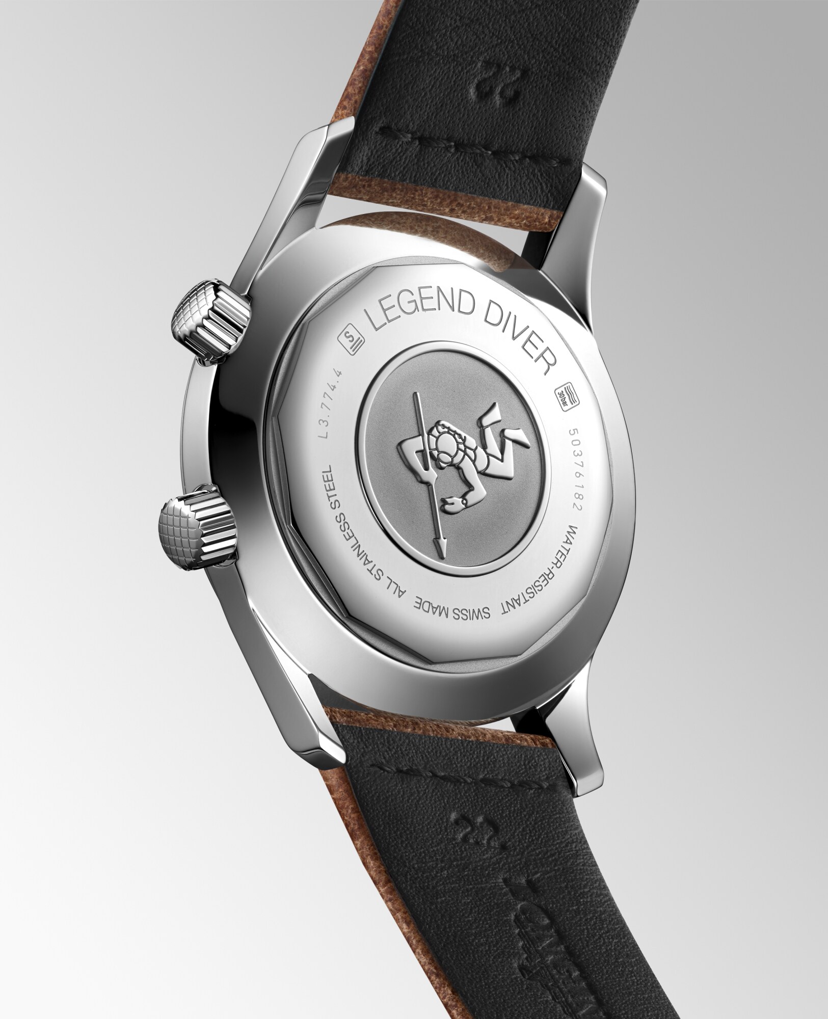 ロンジン レジェンドダイバー 自動巻、ステンレススティール、ブラウン