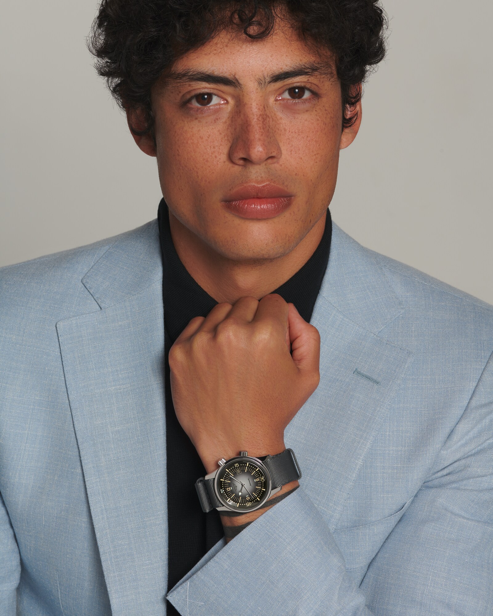 Longines Legend Diver Automatic watch 42mm, Grey L37744702