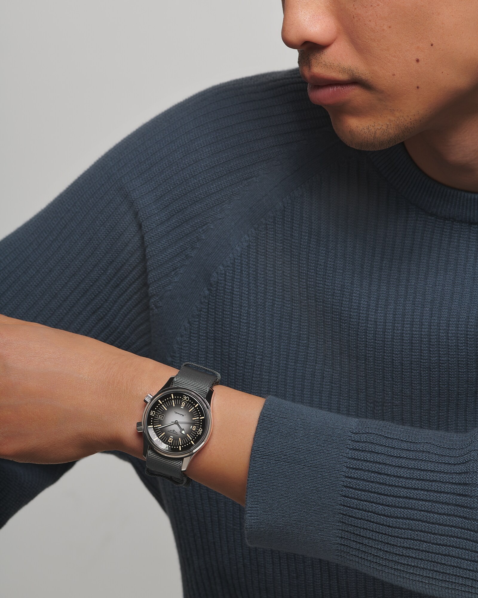 ロンジン レジェンドダイバー 自動巻、ステンレススティール、グレー