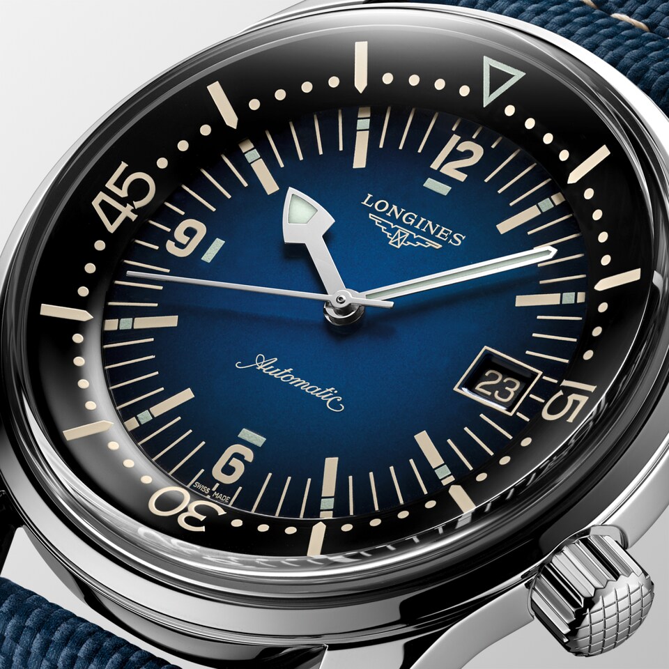 Longines Legend Diver 42mm Cadran Bleu Cuir - L3.774.4.90.2