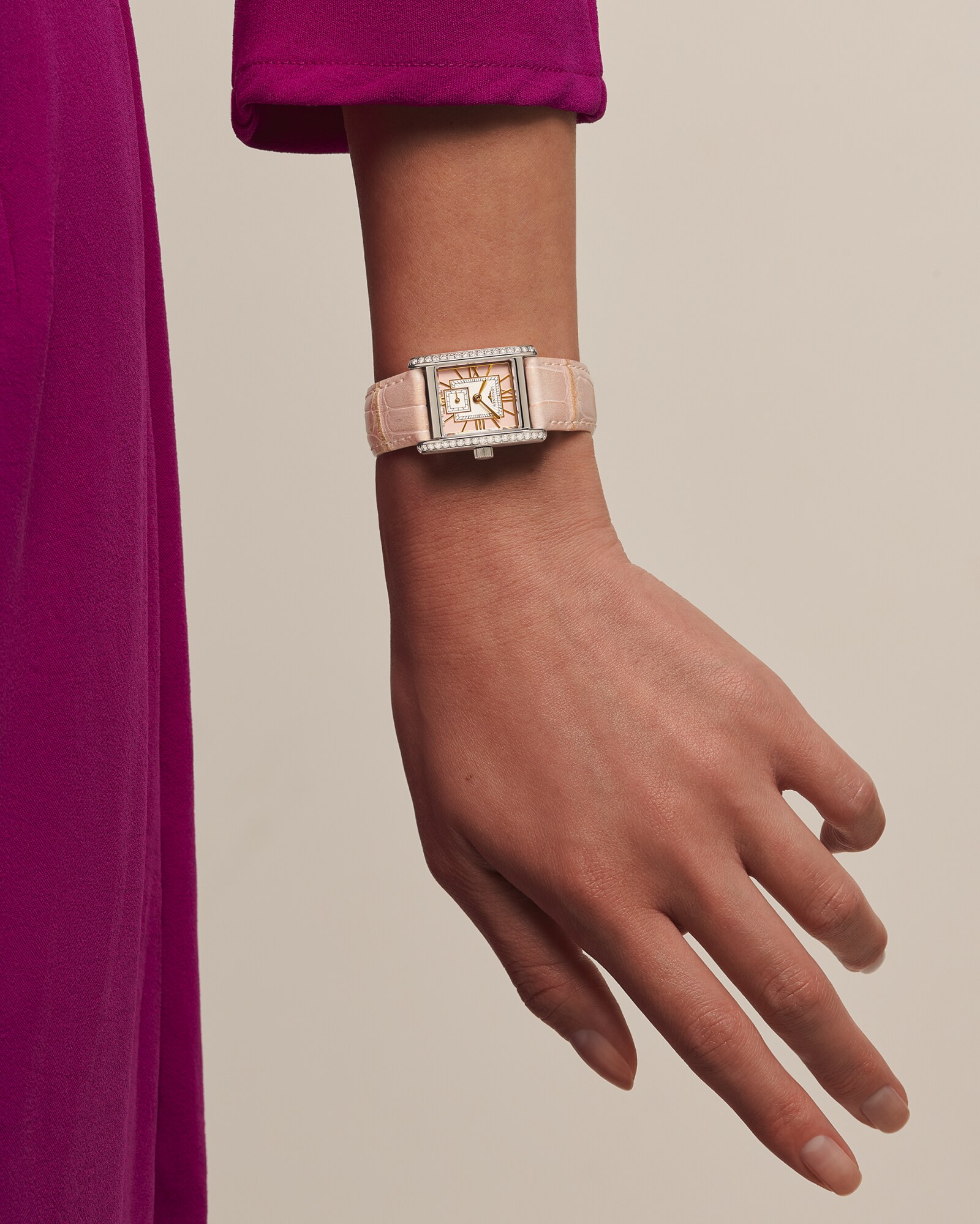 ドルチェヴィータ ミニ クォーツ、ステンレススティール、サンレイ