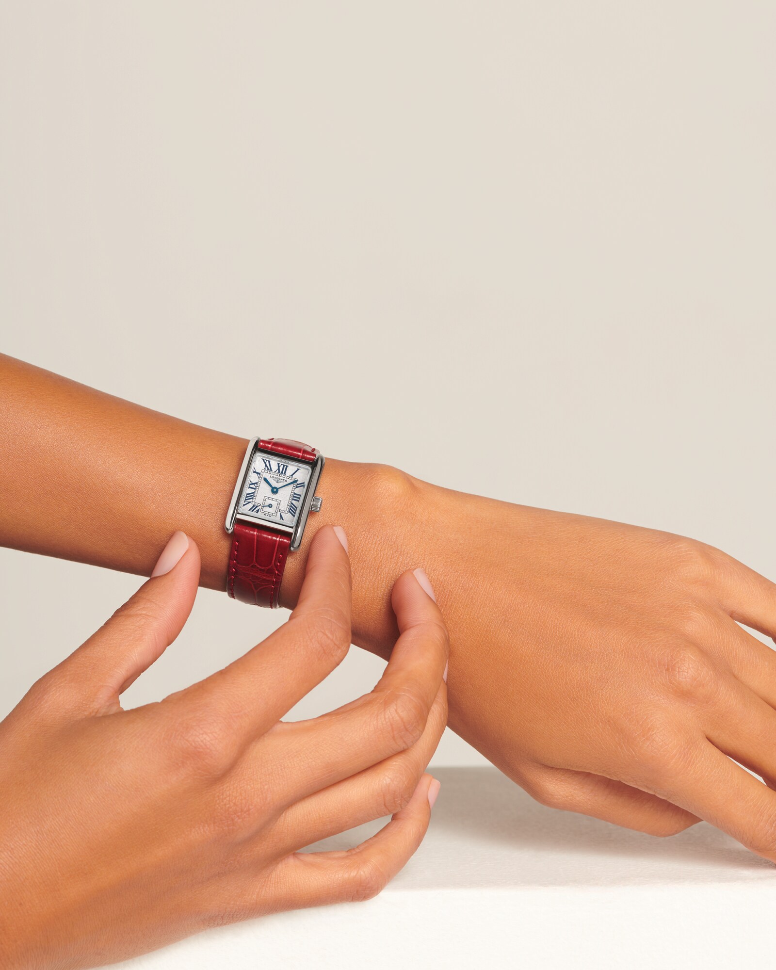 ドルチェヴィータ ミニ クォーツ、ステンレススティール、シルバー