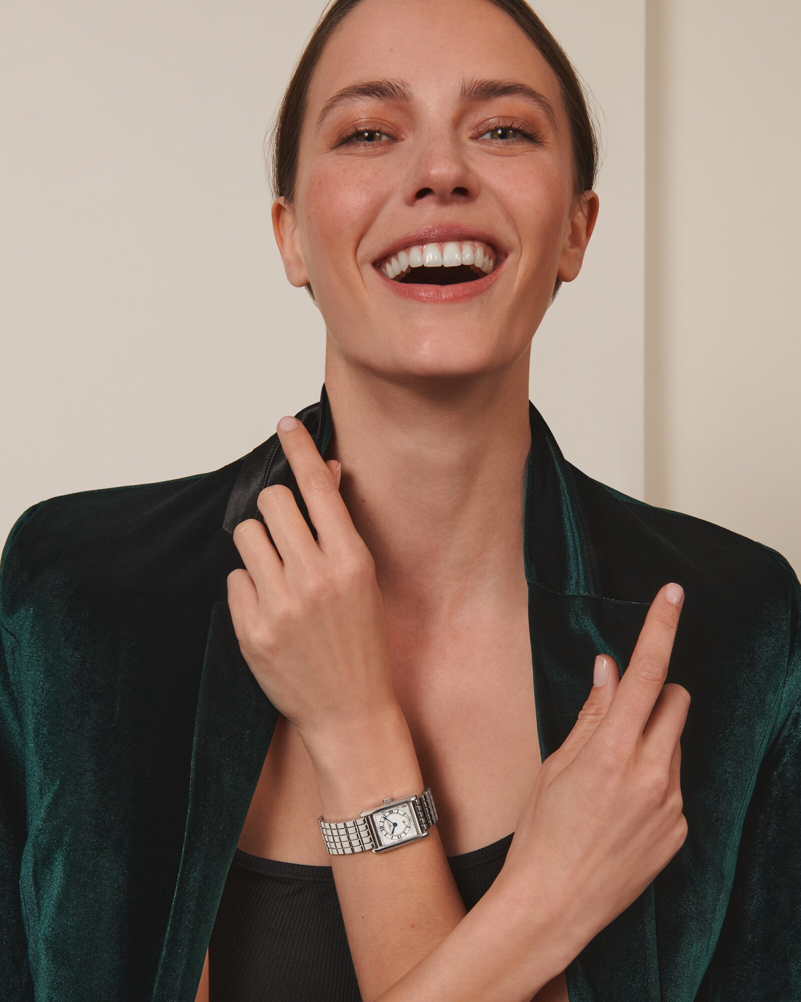 ドルチェ・ヴィータ Dolce Vita Women's Pandro レディース サンダル Platinum Distressed レザー ドルチェヴィータ (Dolce Vita) レディース ローファー