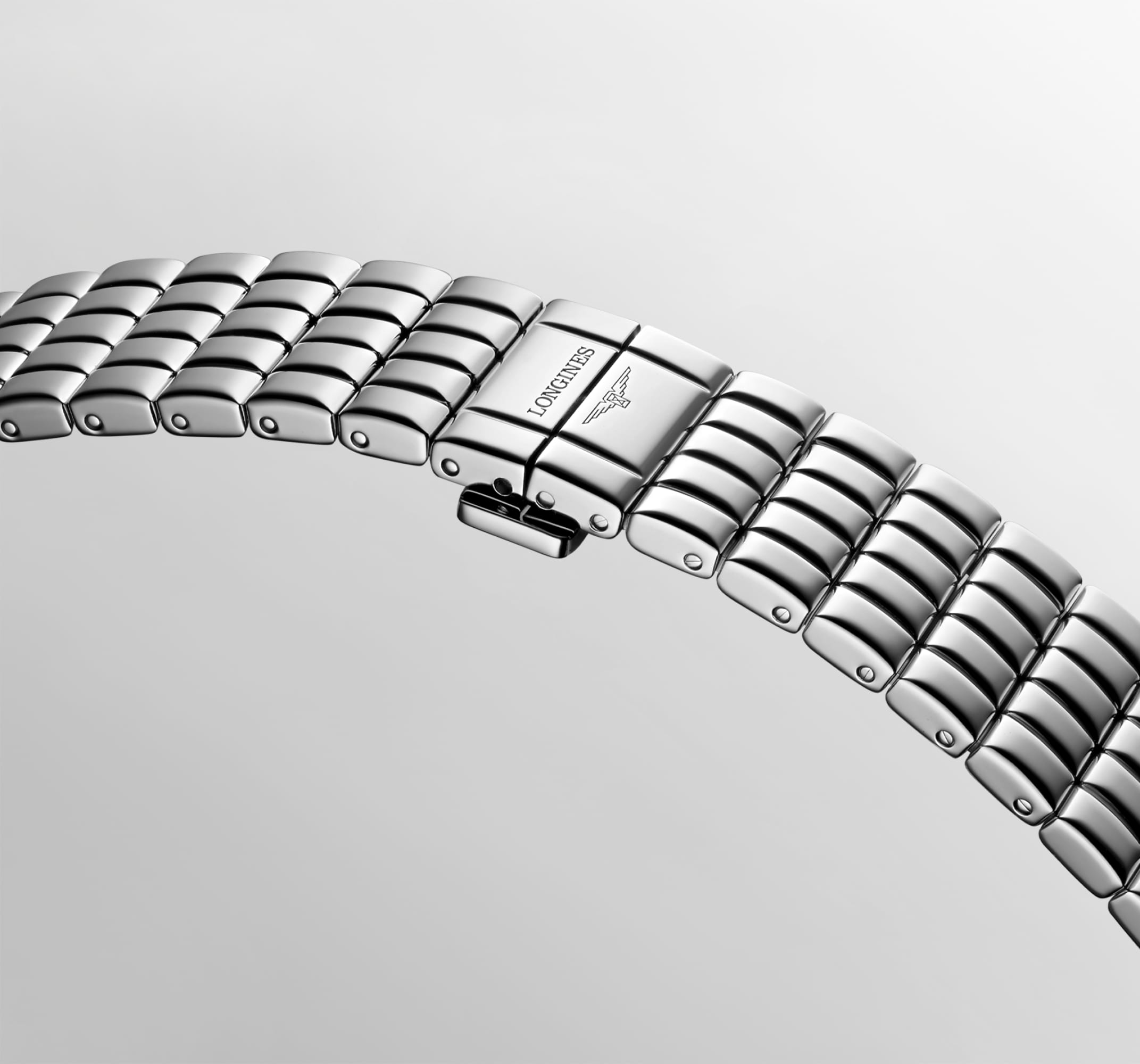 ドルチェヴィータ ミニ | 21.50 x 29.00 mm, シルバー | L5.200.4.75.6