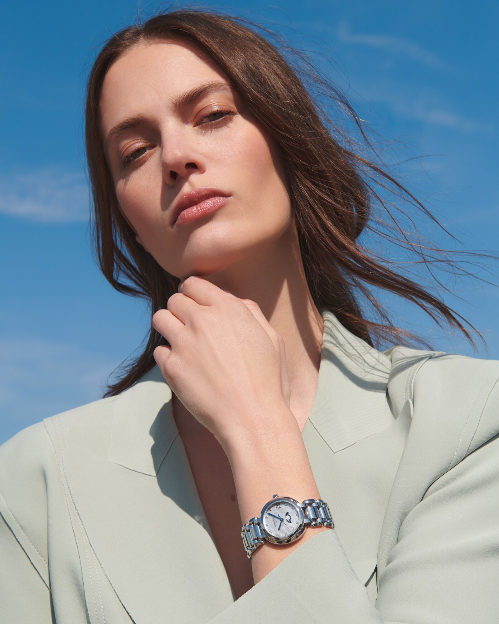 LONGINES PRIMALUNA MOONPHASE Quartz, Stainless Steel, White Mother