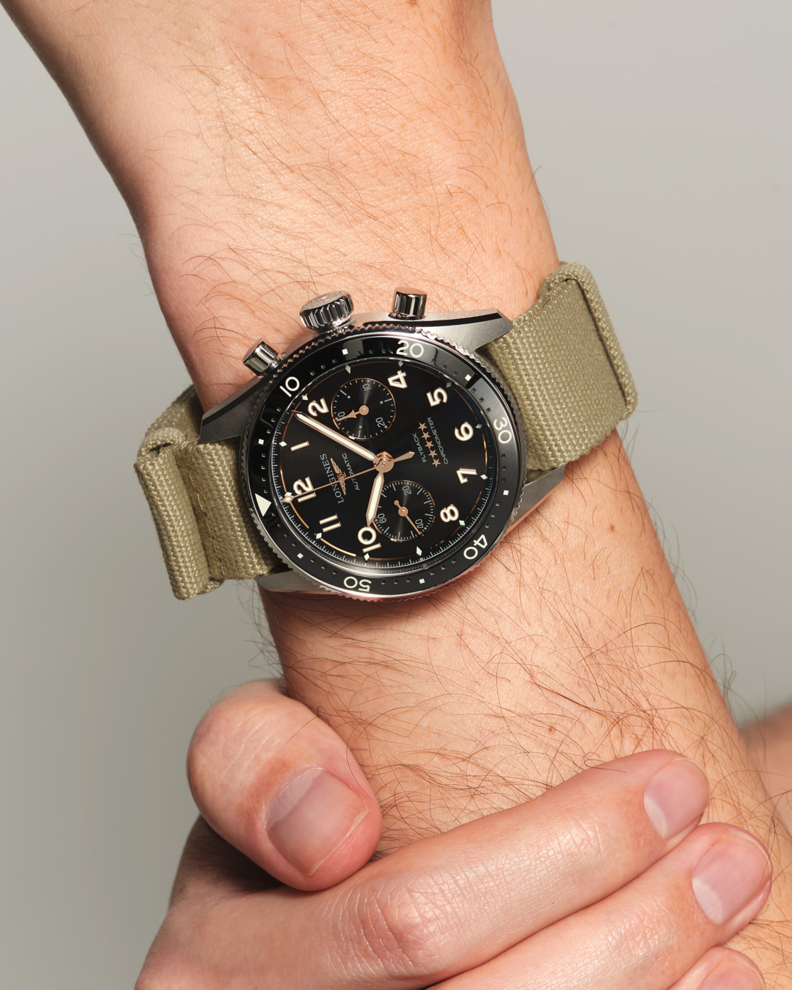 Longines SPIRIT FLYBACK automatique acier inoxydable et lunette en céramique Watch - L3.821.4.53.9