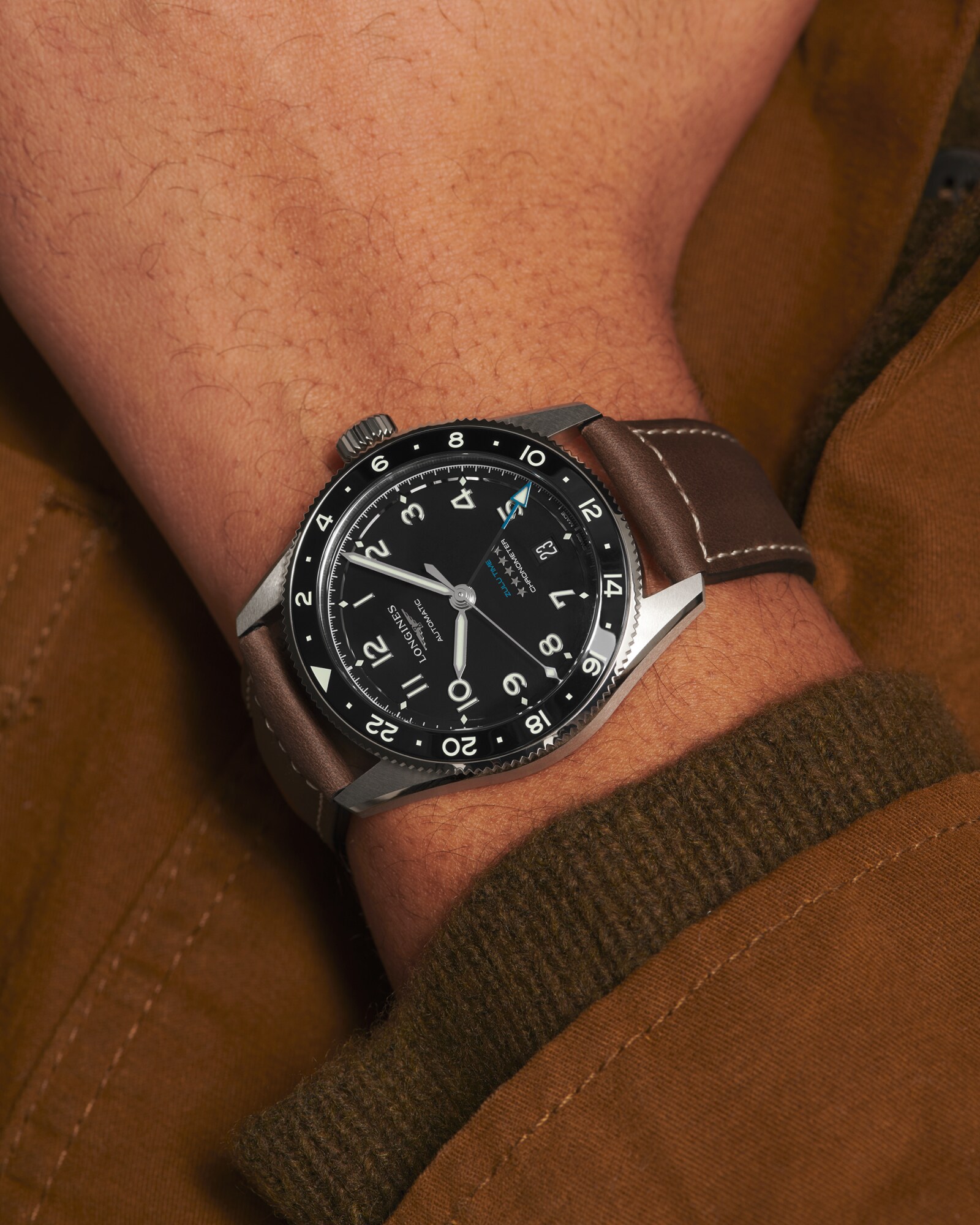 LONGINES SPIRIT ZULU TIME 自動巻、ステンレススティールと LONGINES SPIRIT ZULU TIME 自動巻、ステンレススティールと