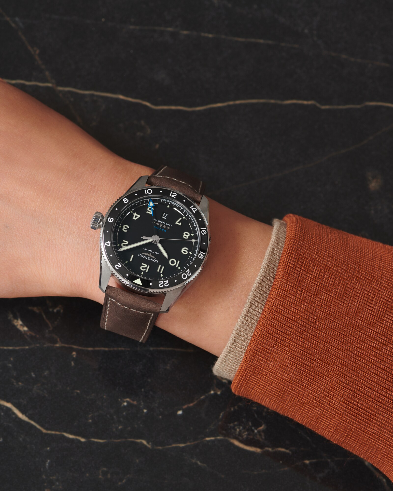 LONGINES SPIRIT ZULU TIME 自動巻、ステンレススティールと