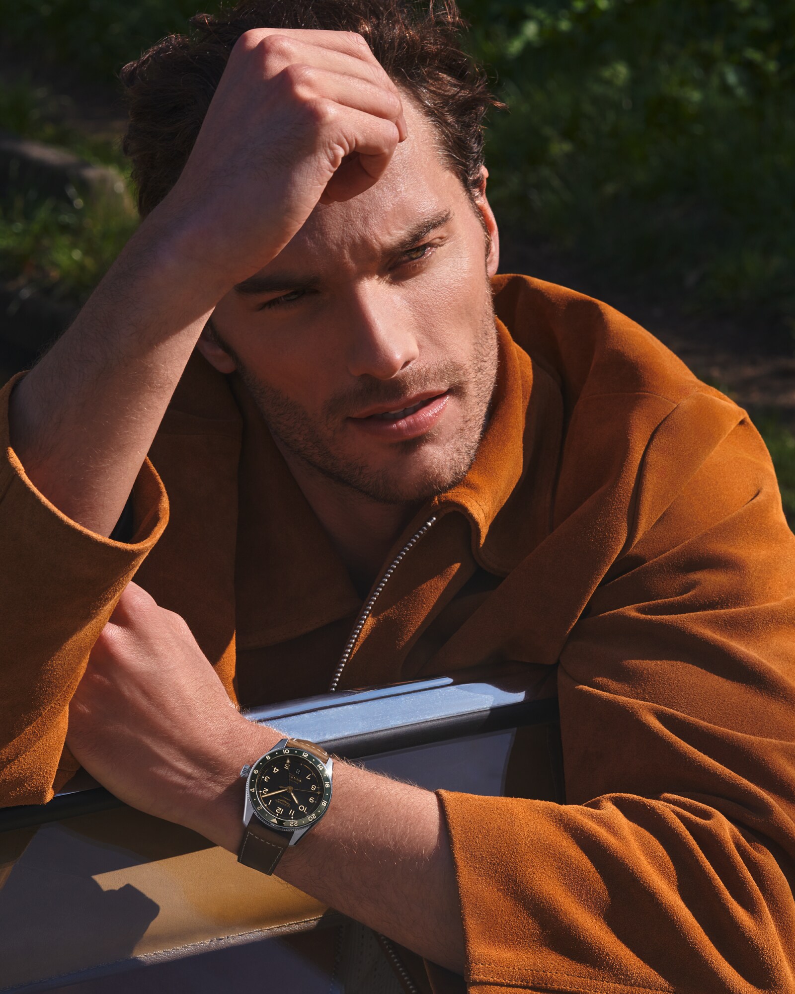 LONGINES SPIRIT ZULU TIME 自動巻、ステンレススティールとセラミック