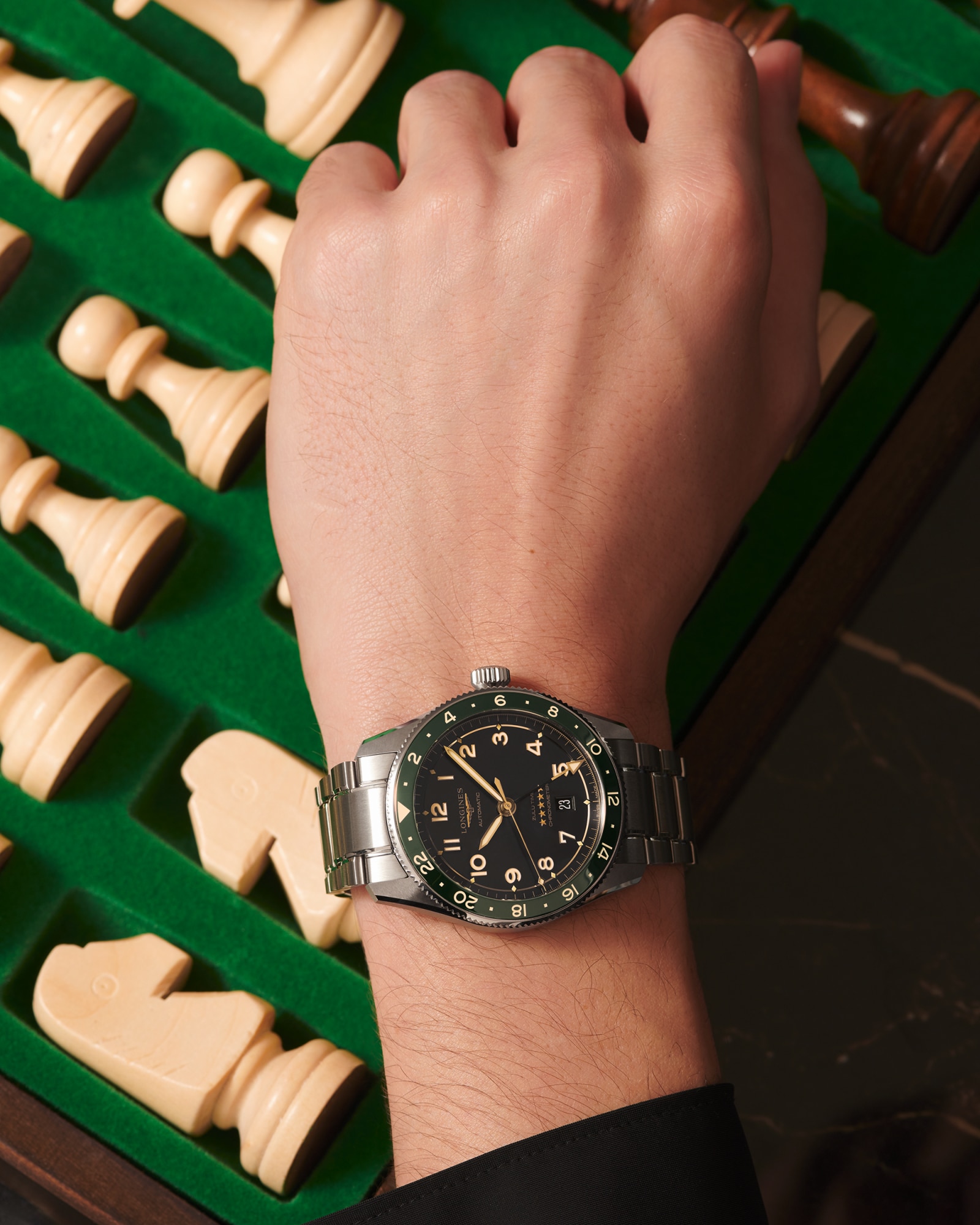 LONGINES SPIRIT ZULU TIME 自動巻、ステンレススティールとセラミック