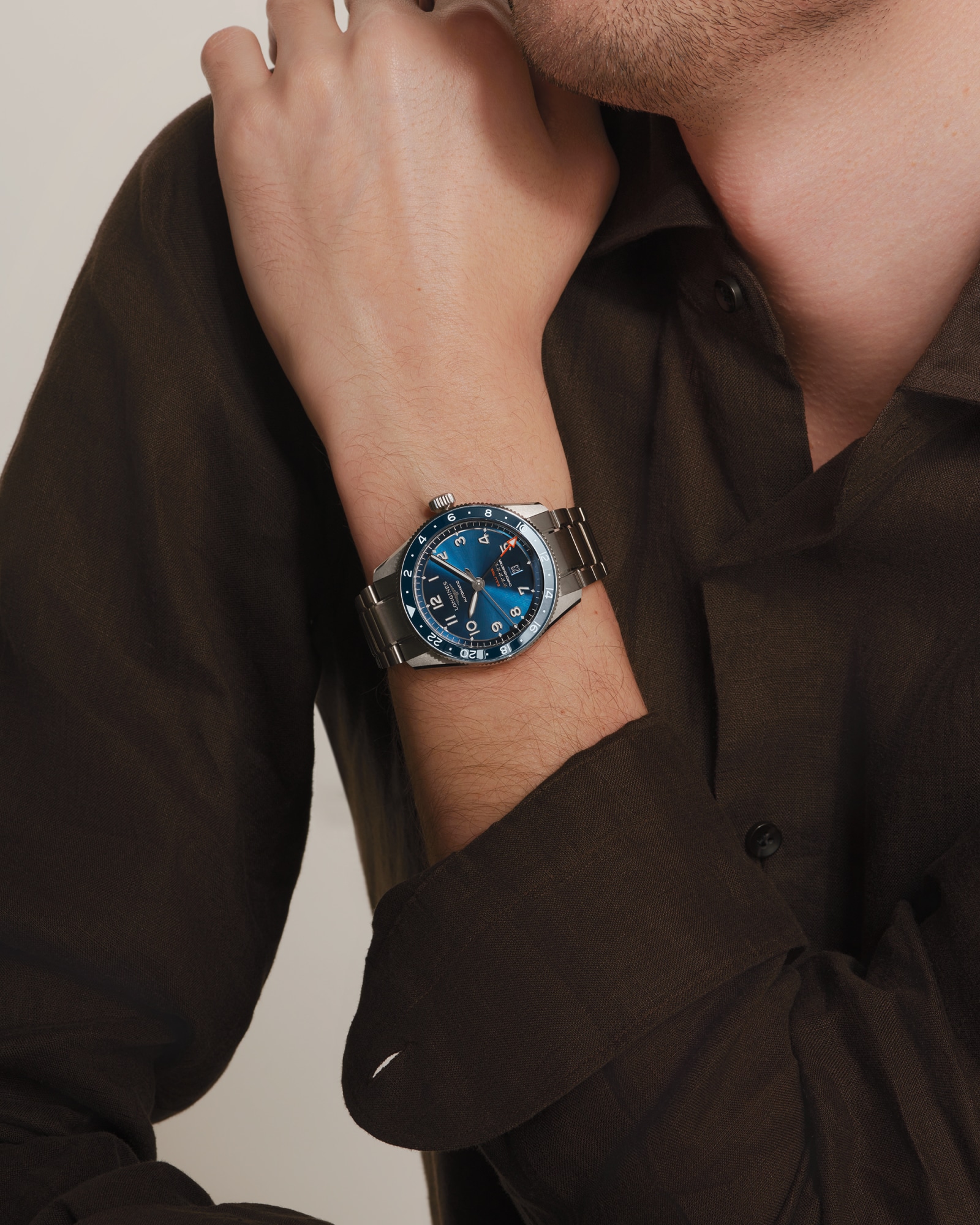 LONGINES SPIRIT ZULU TIME 自動巻、ステンレススティールとセラミック