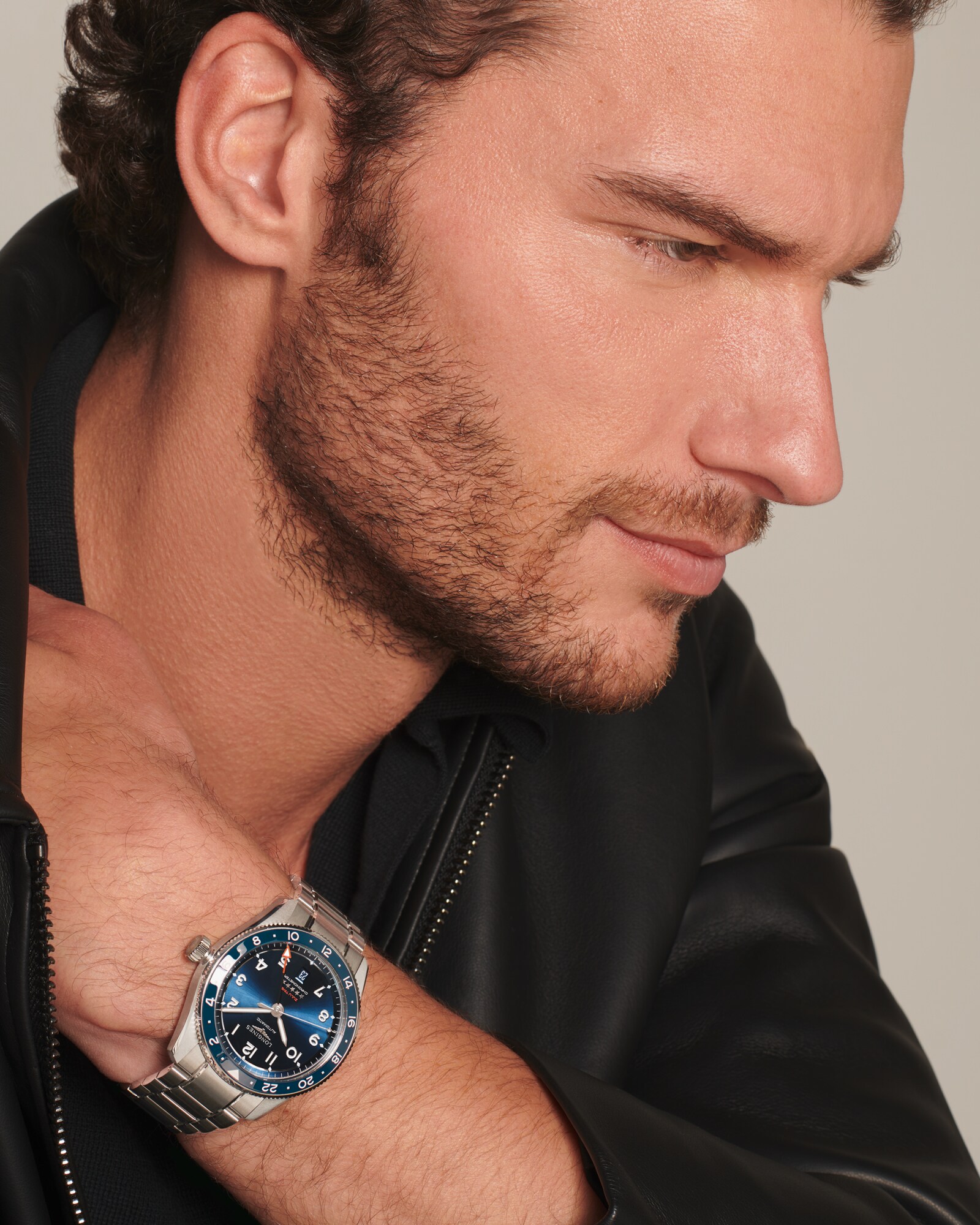 LONGINES SPIRIT ZULU TIME 自動巻、ステンレススティールとセラミック